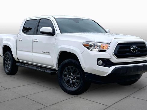 Used 2023 Toyota Tacoma SR5 RWD image 3