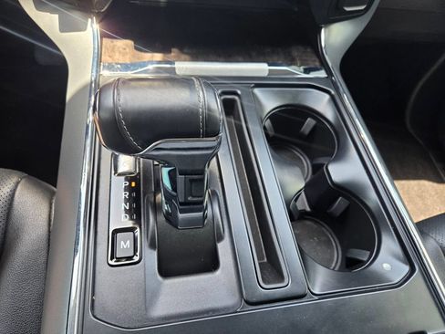 Used 2022 Ford F150 Lariat AWD/4WD image 18