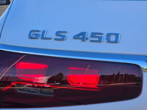New 2026 Mercedes-Benz GLS 450 4MATIC image 36