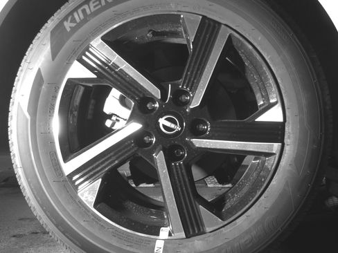 Used 2025 Nissan Sentra SV FWD image 15