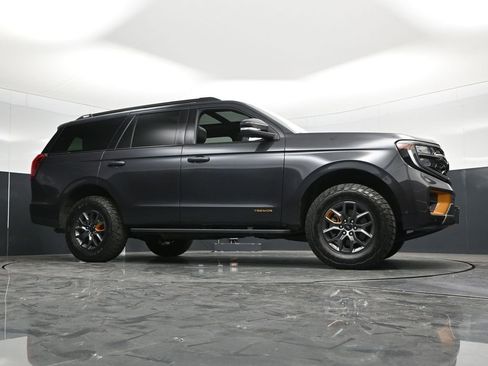 Certified 2025 Ford Expedition Tremor AWD/4WD image 59
