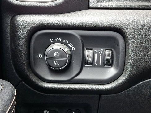 Used 2023 RAM 1500 Laramie AWD/4WD image 24