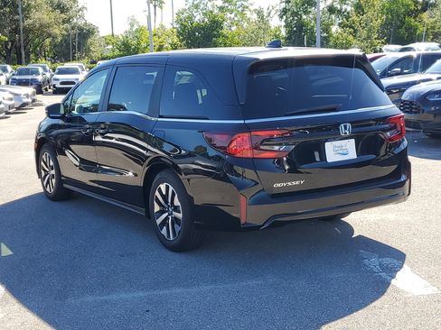 New 2026 Honda Odyssey EX-L image 3