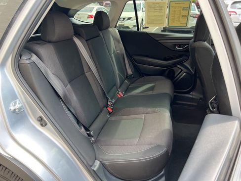 Used 2022 Subaru Outback Premium image 25