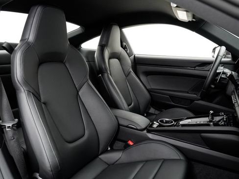 Certified 2024 Porsche 911 Carrera T RWD image 26