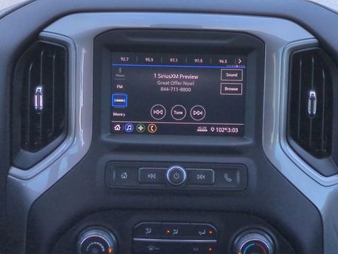 Used 2022 Chevrolet Silverado 1500 Custom RWD image 20