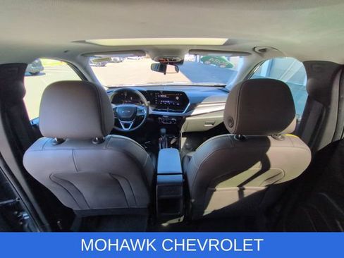Used 2024 Chevrolet Trax ACTIV w/ Sunroof Package FWD image 21