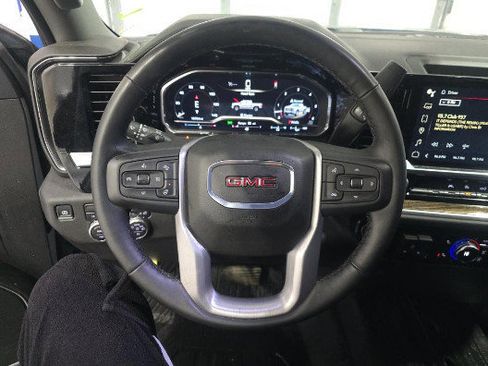 Used 2024 GMC Sierra 1500 Elevation w/ LPO, Elevation Black Package AWD/4WD image 11