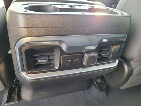 Used 2021 GMC Sierra 1500 Elevation w/ LPO, Elevation Black Package image 10