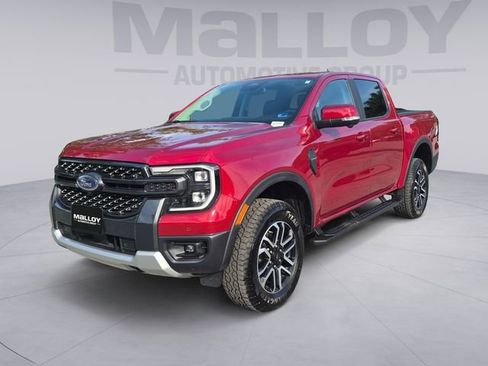 Used 2025 Ford Ranger Lariat w/ FX4 Off-Road Package AWD/4WD image 1