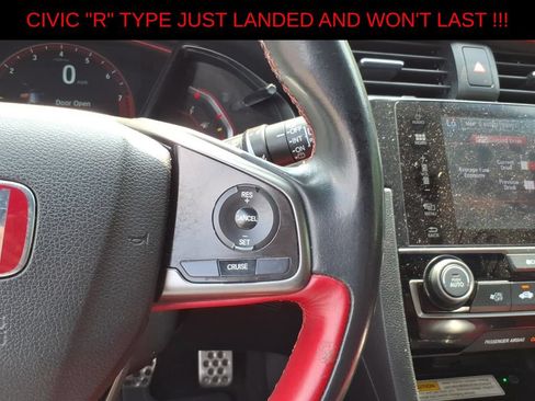 Used 2017 Honda Civic Type R image 16