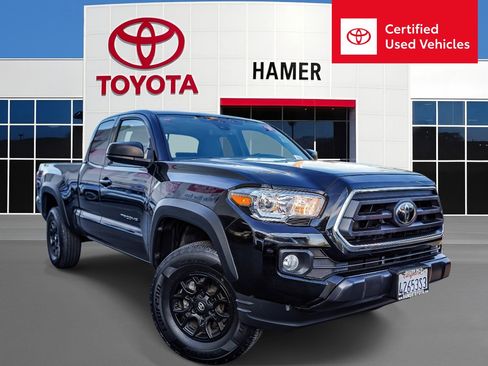 Certified 2023 Toyota Tacoma SR5 image 1