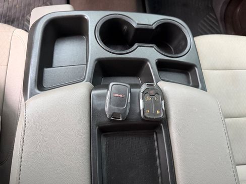 Used 2020 GMC Sierra 2500 SLE w/ SLE Convenience Package AWD/4WD image 18