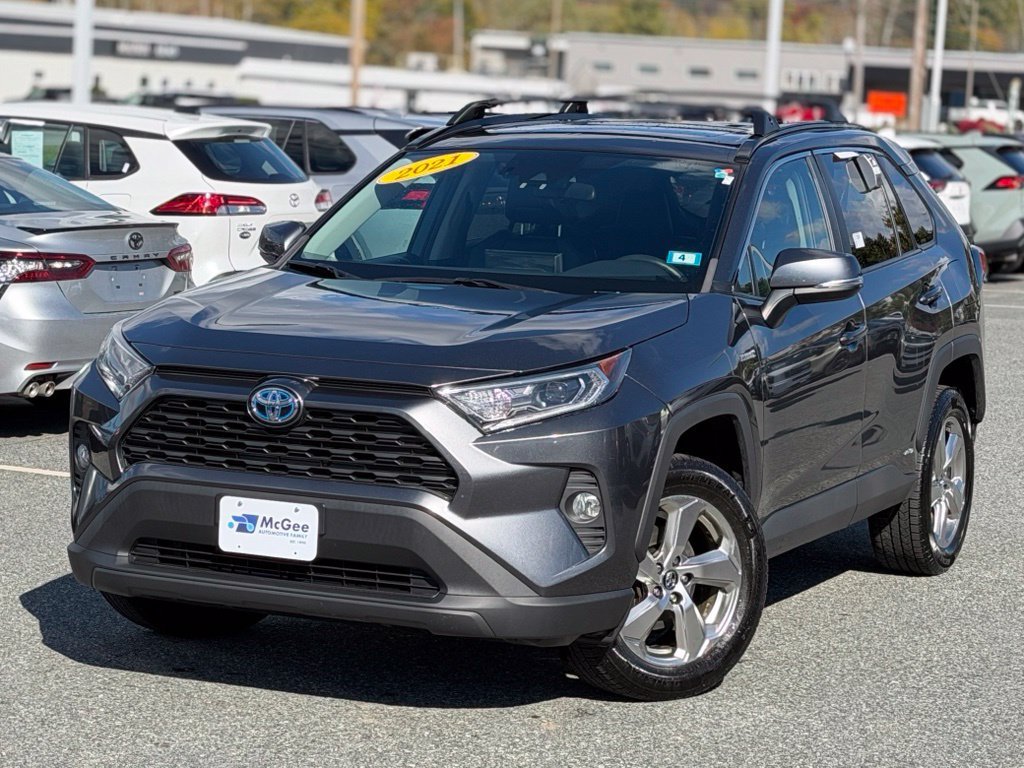 Used 2021 Toyota RAV4 XLE Premium AWD/4WD image 1