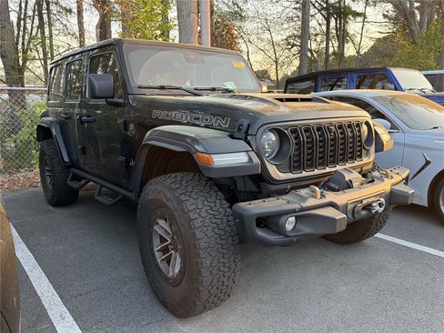 Used 2024 Jeep Wrangler Unlimited Rubicon 392 image 8