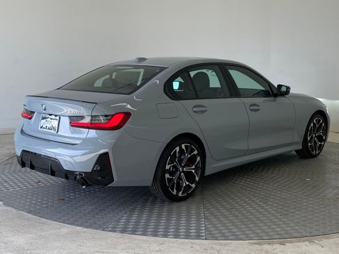 New 2026 BMW 330i xDrive Sedan w/ M Sport Package image 9