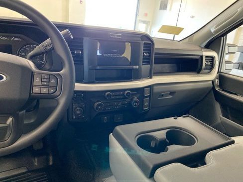 New 2026 Ford F250 XL w/ 360-Degree Camera Package AWD/4WD image 16