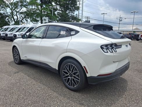 New 2025 Ford Mustang Mach-E Premium image 5
