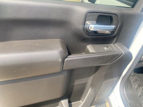 New 2025 GMC Sierra 2500 Pro image 12