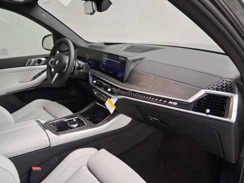 New 2026 BMW X5 sDrive40i w/ M Sport Package RWD image 30