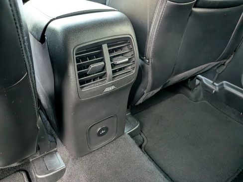 Used 2024 Ford Escape ST-Line FWD image 34