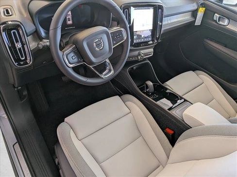 New 2026 Volvo EX40 Plus w/ Climate Package AWD/4WD image 3