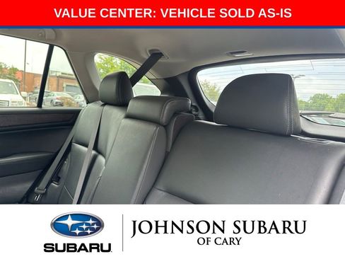 Used 2016 Subaru Outback 3.6R Limited AWD/4WD image 16