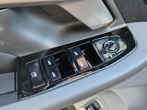 New 2026 BMW 530i w/ M Sport Package RWD image 22