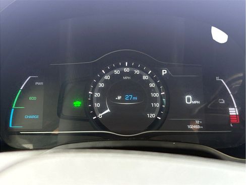 Used 2018 Hyundai Ioniq Electric FWD image 14