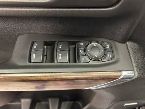 Used 2020 Chevrolet Silverado 2500 High Country w/ Z71 Off-Road Package image 16