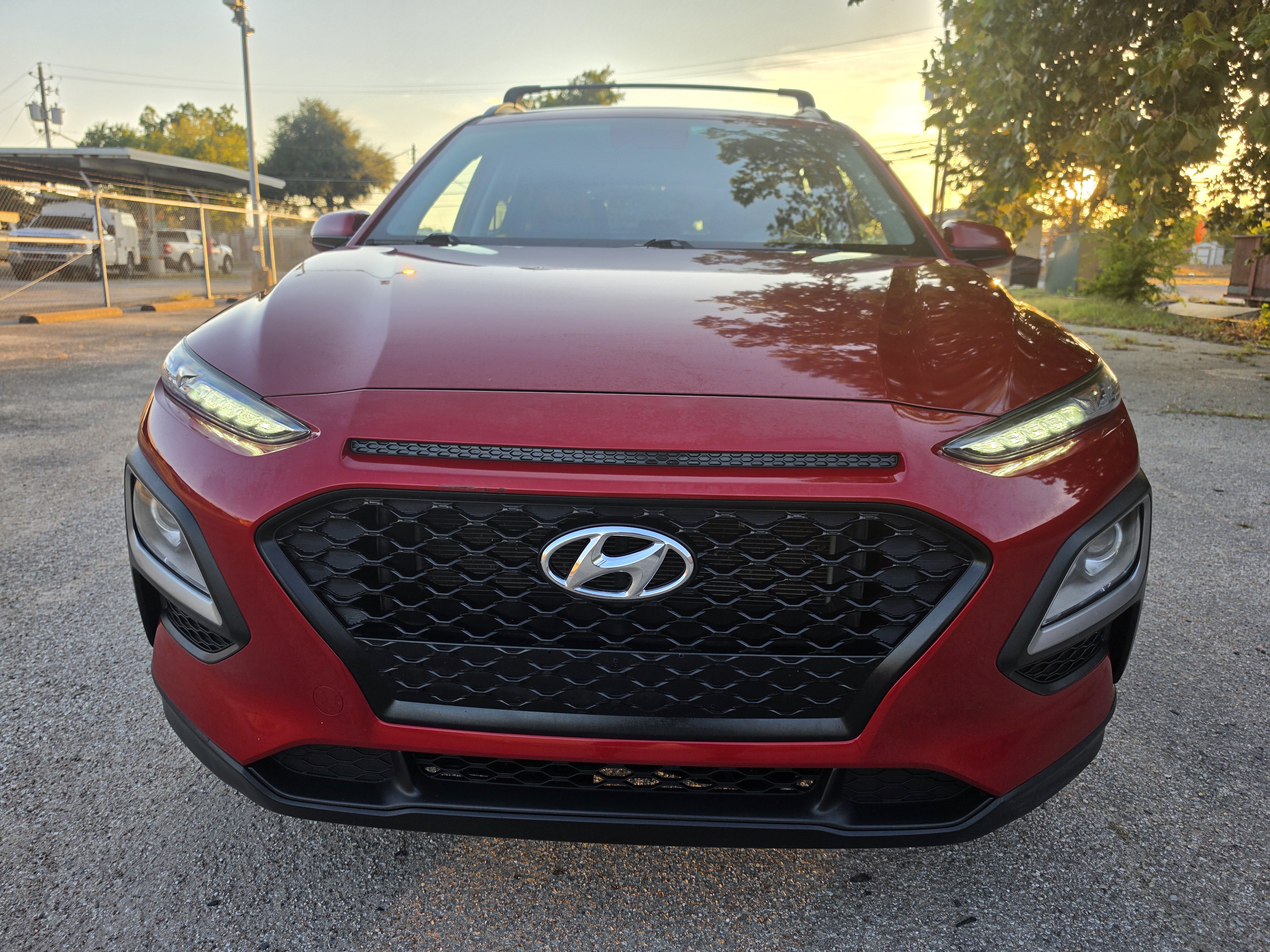 Used 2021 Hyundai Kona SEL FWD image 2