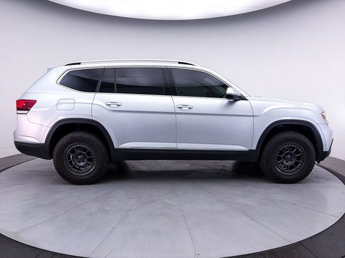 Used 2018 Volkswagen Atlas SEL Premium AWD/4WD image 37