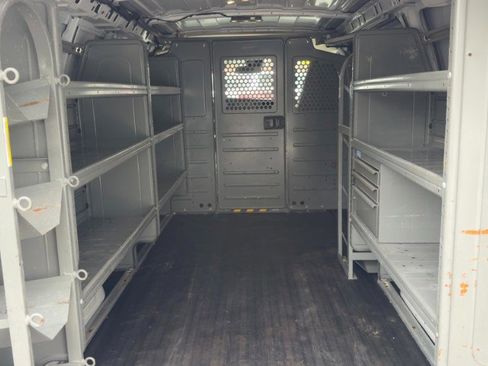 Used 2019 Chevrolet Express 2500 RWD 2500 135 w/ Driver Convenience Package image 11