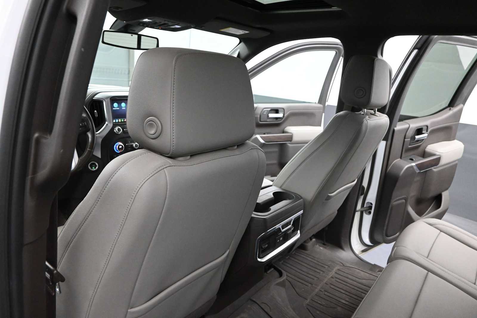 Used 2021 GMC Sierra 1500 SLT w/ SLT Premium Plus Package AWD/4WD image 28