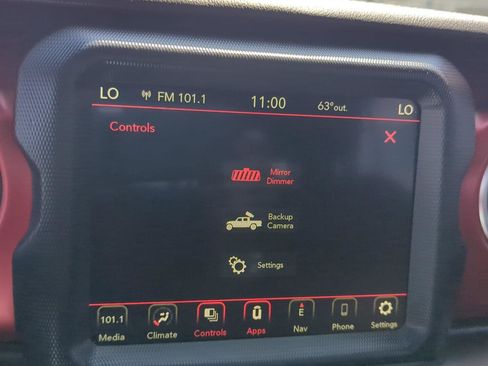 Used 2021 Jeep Gladiator Rubicon AWD/4WD image 22