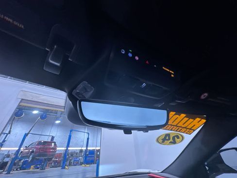 Used 2024 Chevrolet Corvette Stingray Preferred Conv w/ 2LT image 34