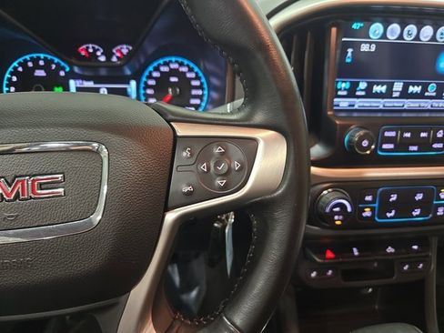 Used 2018 GMC Canyon SLE image 20