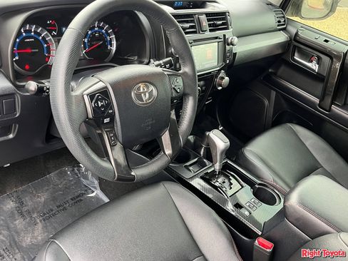 Certified 2019 Toyota 4Runner TRD Off-Road Premium AWD/4WD image 20
