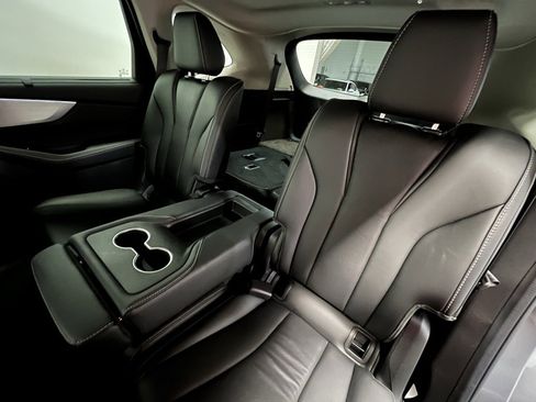 Used 2024 Acura MDX SH-AWD w/ Technology Package image 14