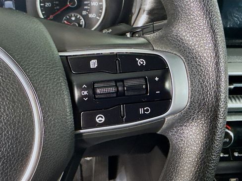 Used 2021 Kia K5 LX image 15