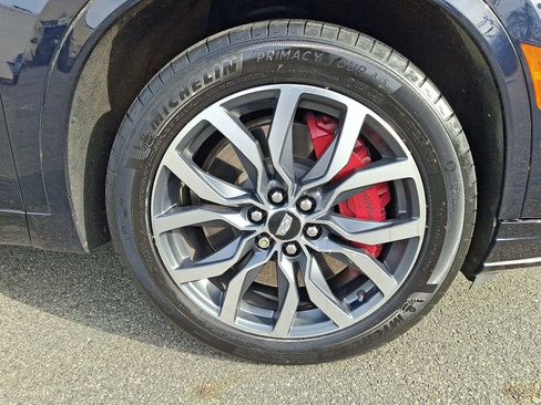 Used 2022 Cadillac XT6 Sport w/ Platinum Package image 8