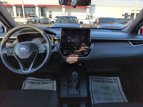 Used 2026 Toyota Corolla Cross AWD Hybrid image 12
