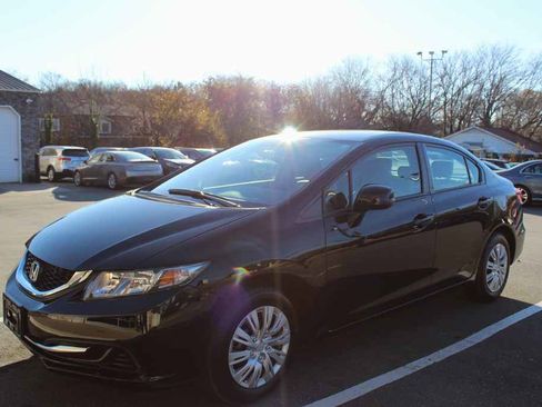 Used 2015 Honda Civic LX image 1