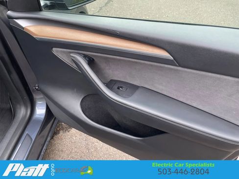 Used 2022 Tesla Model Y Performance image 49