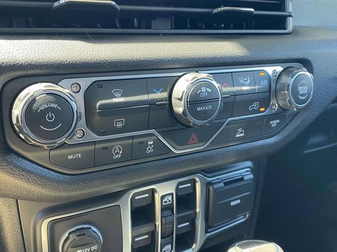 New 2026 Jeep Gladiator Sport AWD/4WD image 21