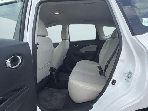 Used 2015 Nissan Versa Note SV FWD image 14