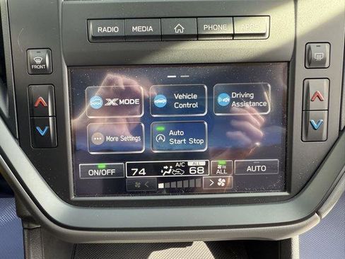 Used 2024 Subaru Crosstrek 2.0i image 13