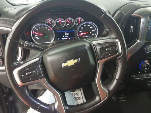Used 2022 Chevrolet Silverado 1500 LT image 10