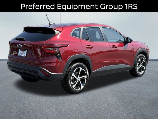 Used 2024 Chevrolet Trax RS w/ Driver Confidence Package FWD image 3