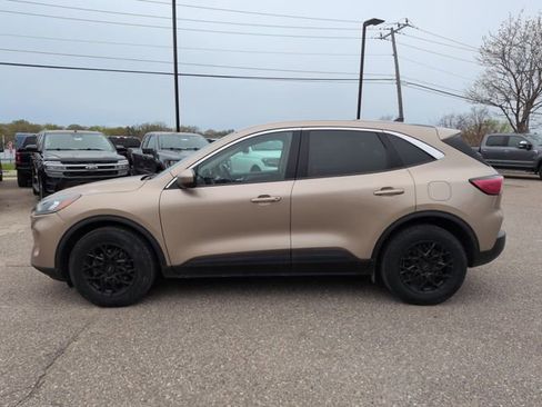 Certified 2020 Ford Escape SE FWD image 19